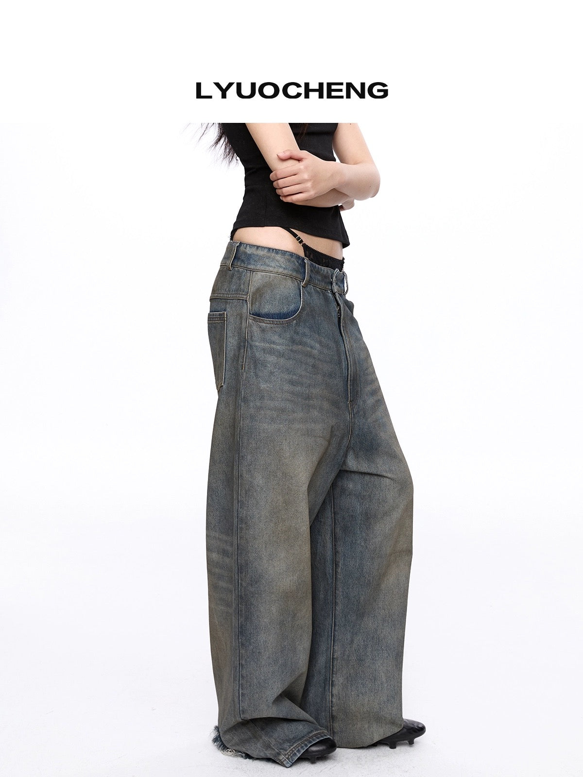 Distressed Jeans